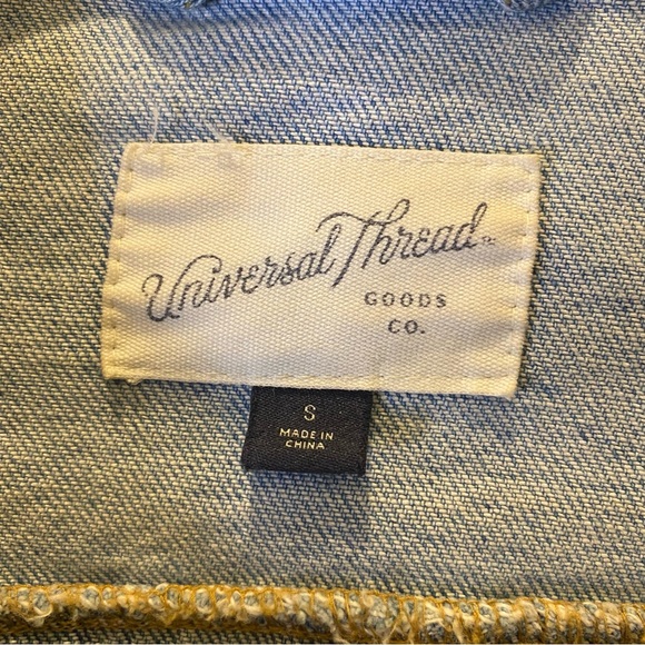 Universal Thread Denim Jacket - Picture 3 of 5